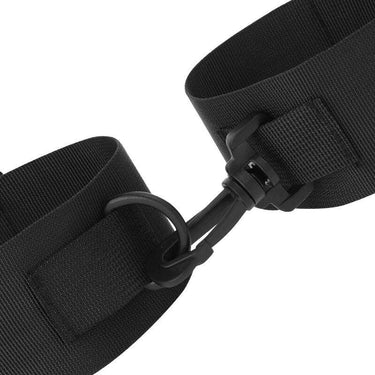 Manette Sexy in Nylon Eleganti per Bondage e BDSM